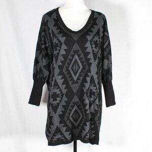 2010s Southwestern Print Black and Gray Poncho Tunic – Size M/L